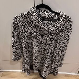 Women's Black and White Patterned Tunic with Draping